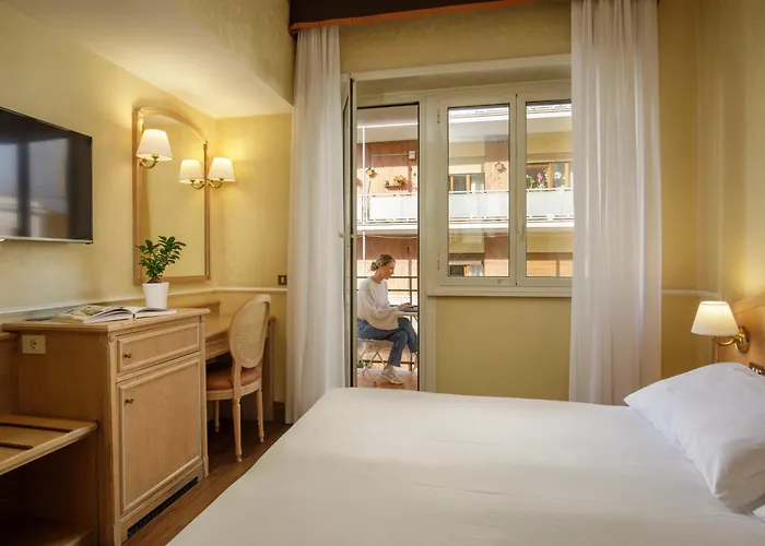 Hotel Santa Costanza By Omnia Hotels